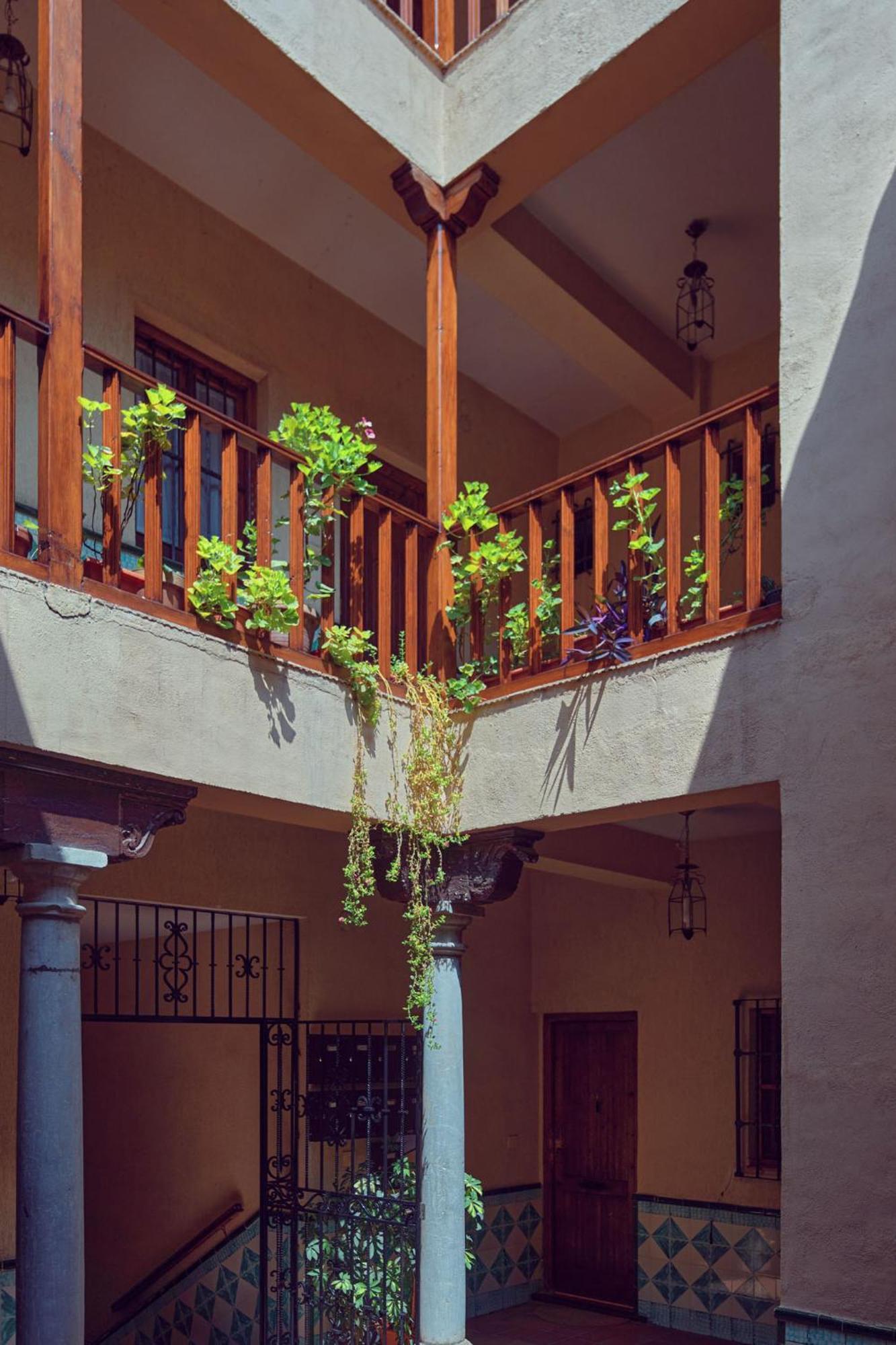 Anali - Hostatel Appartement Granada Buitenkant foto